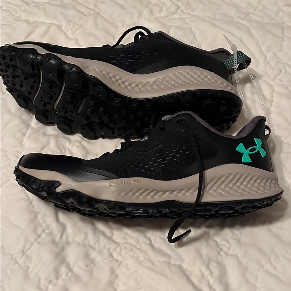 Under Armour Black and Green Men's Shoes